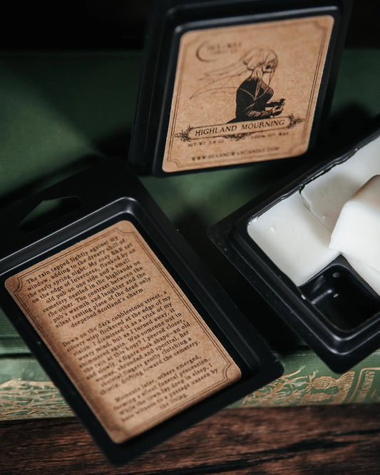 Highland Mourning – The Spooky Floral Wax Melt Hex and Wax Candle Co.